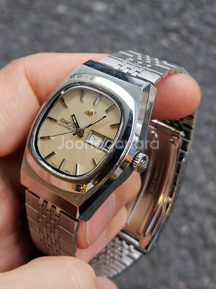 애니카 빈티지시계--1