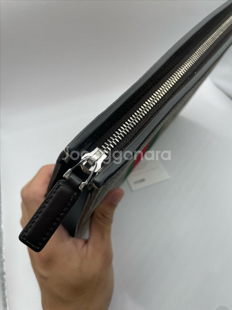 구찌 웹삼선 GG 수프림 클러치백 A+--1