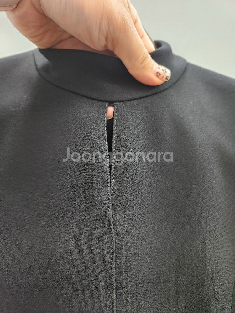 지고트 JIGOTT 블랙 하이넥 플리츠 소매 원피스--4