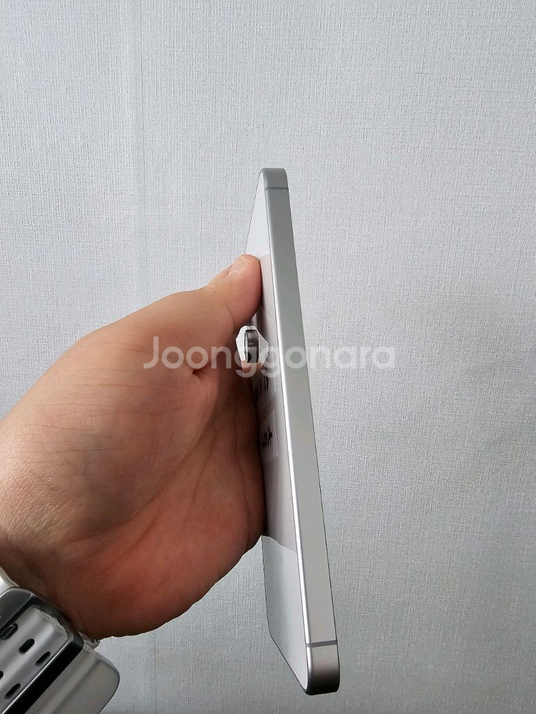 갤럭시s24fe 256G A급 화이트--1