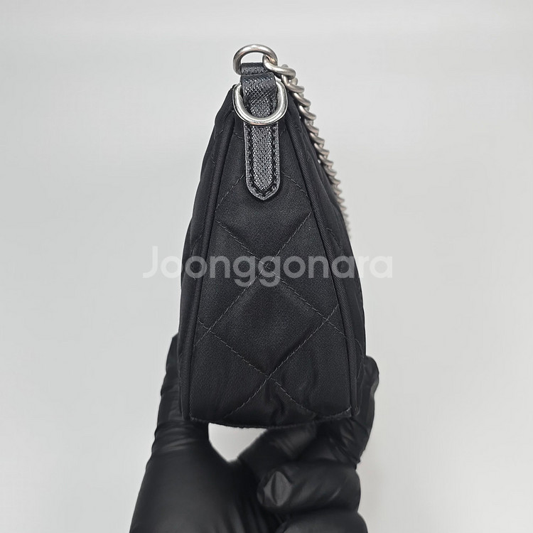 프라다 포코노 퀄팅 미니 체인 숄더백--5