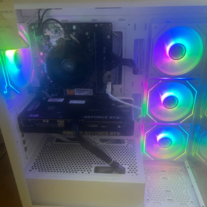 게이밍 컴퓨터 라이젠 5600xt Rtx 5060