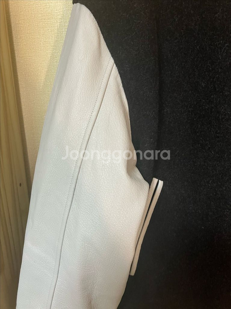 뉴발란스 x 디스이즈네버댓 바시티 자켓 차콜--11