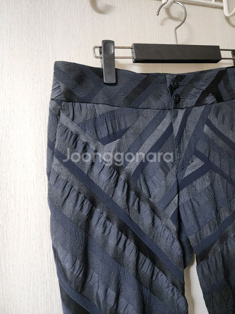 (정품) 이세이미야케 플리츠 트라우저 디테일 팬츠 3--2