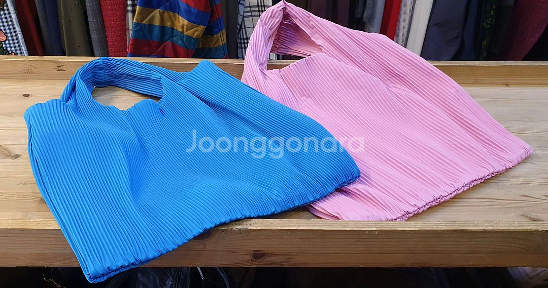 COS 플리츠백(체리핑크)--2