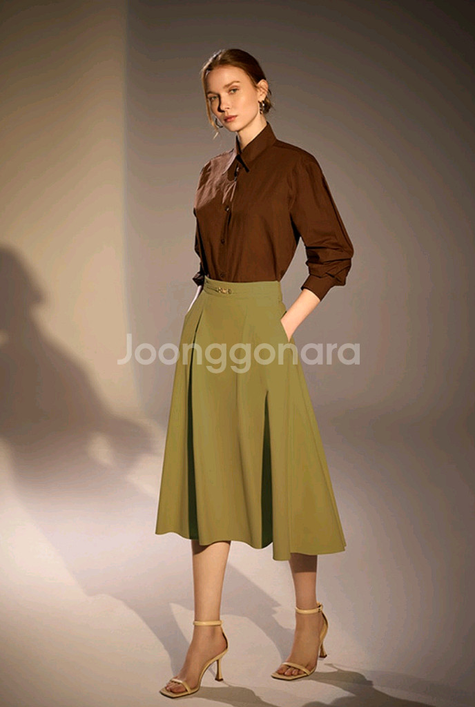 데렉램 FAUX레더 스커트 66 새상품--0