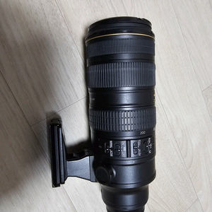 니콘랜즈 70-200