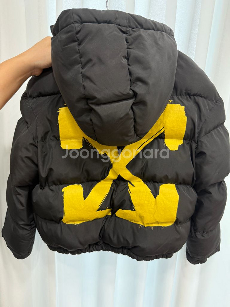 오프화이트 키즈 블랙 패딩--2