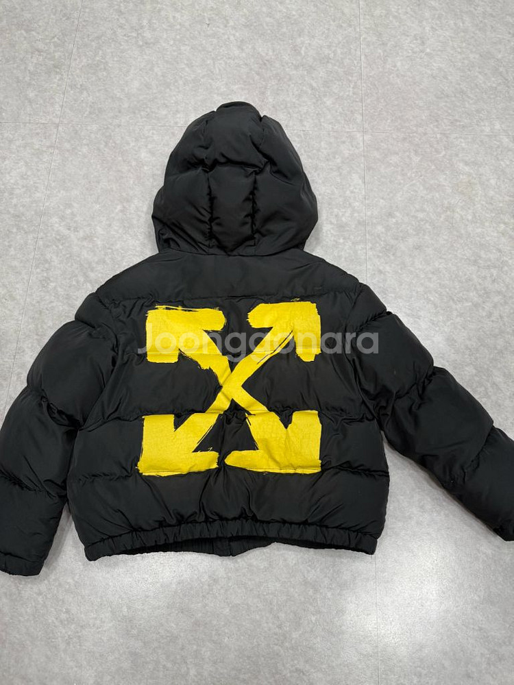 오프화이트 키즈 블랙 패딩--0
