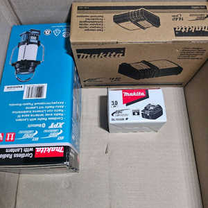 마끼다무선블루투스랜턴 DMR057