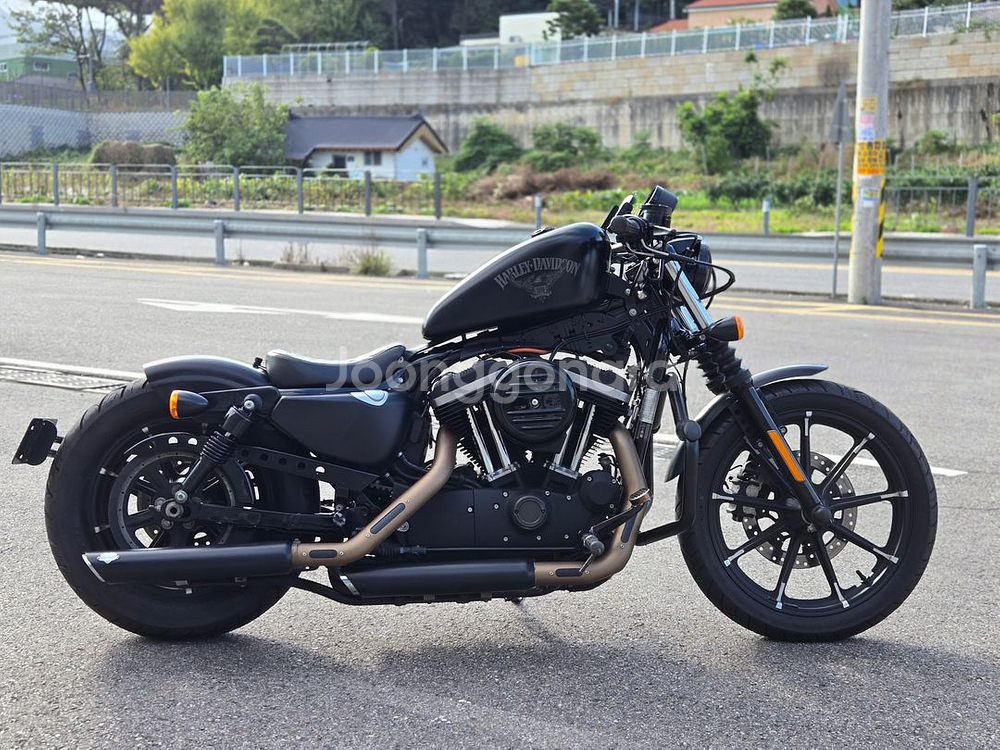 18년식 할리데이비슨 아이언 883 판매합니다--1