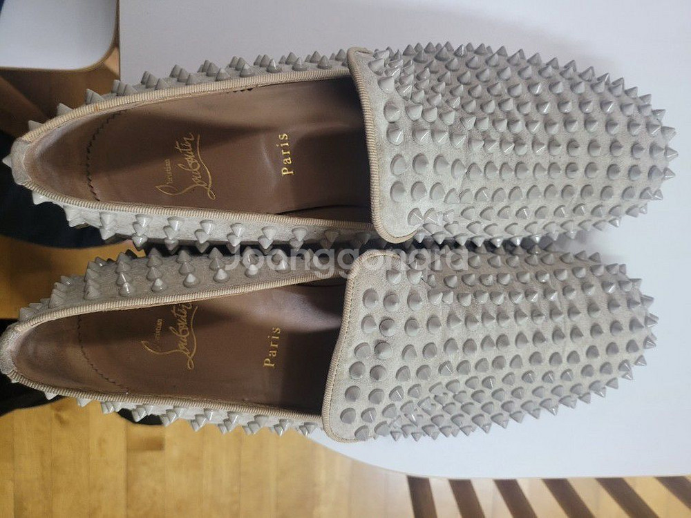 크리스찬 루부탱 스터드스웨이드 로퍼팝니다 구두 스니커즈--2