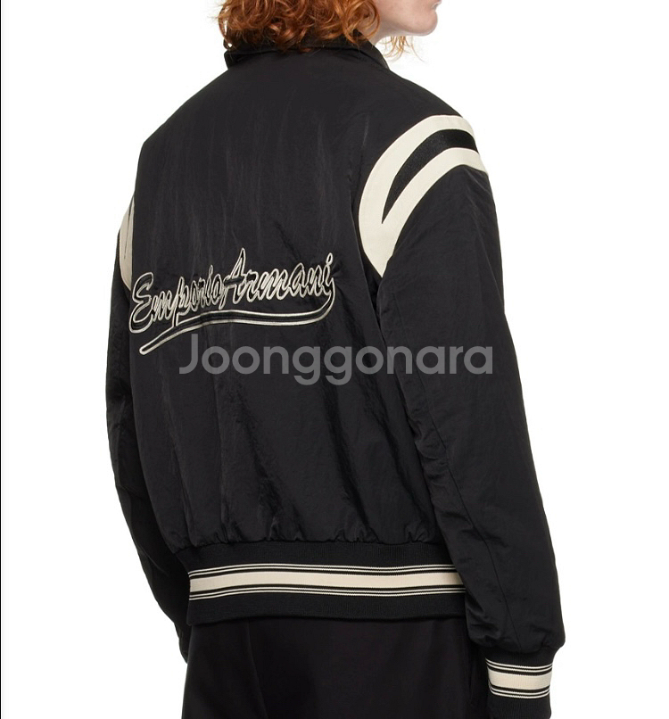 Emporio Armani 네이비 로고 블루종 자켓--1