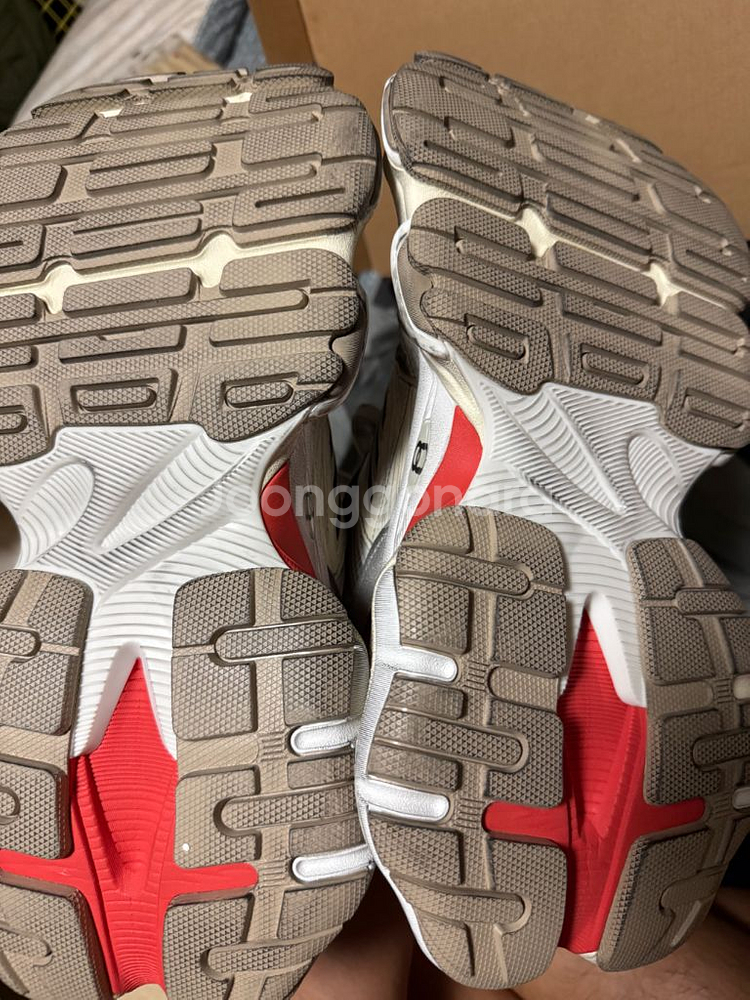 발렌시아가 카고 40--4