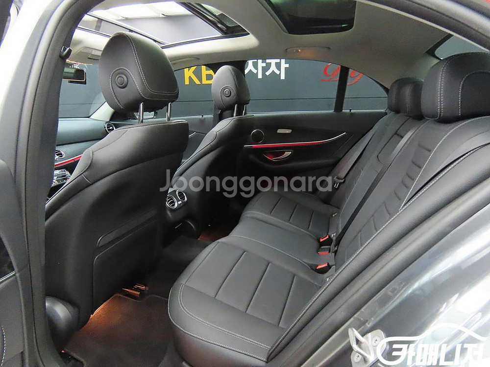 [벤츠]E-클래스 W213 E300 4MATIC 아방가--5