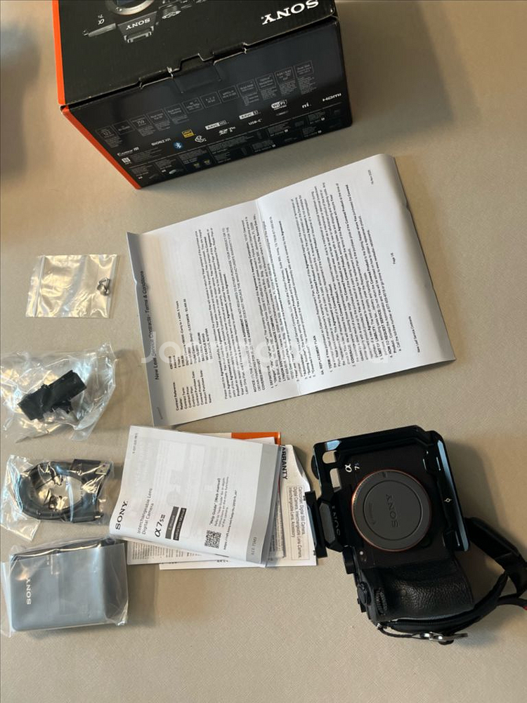 소니 A7S3 판매합니다.--5