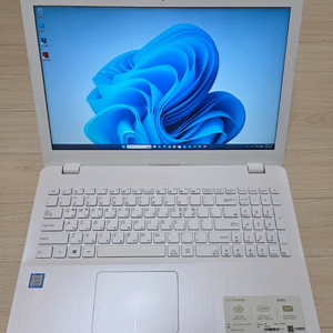 ASUS 노트북 X542U I5 8250