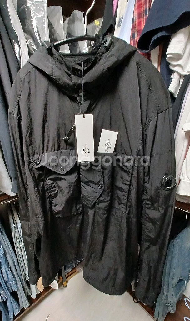 CP컴퍼니 크롬R 후디 바람막이 자켓 L 새상품--5