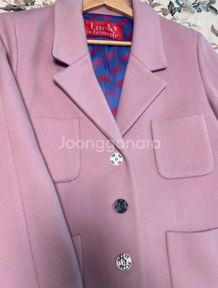 럭키슈에뜨 코트--5