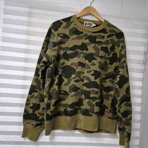 베이프 카모 맨투맨