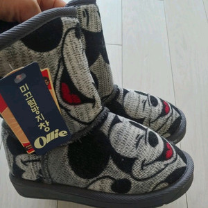 (새상품)디즈니 미키 털부츠 어그부츠 195사이즈