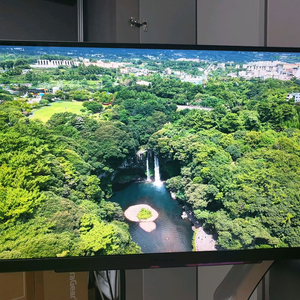 27인치 울트라기어 4k 144hz
