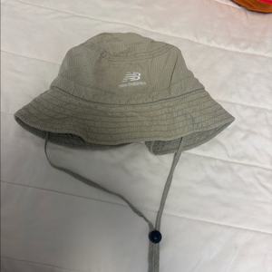 뉴발란스 키즈 여름모자56cm 택포팜