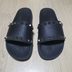 발렌티노 락스터드 슬리퍼 43 사이즈 팔아요