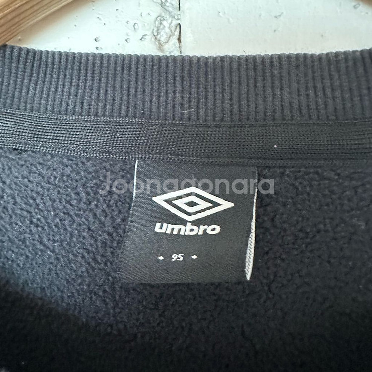 95 엄브로 후리스 맨투맨--3