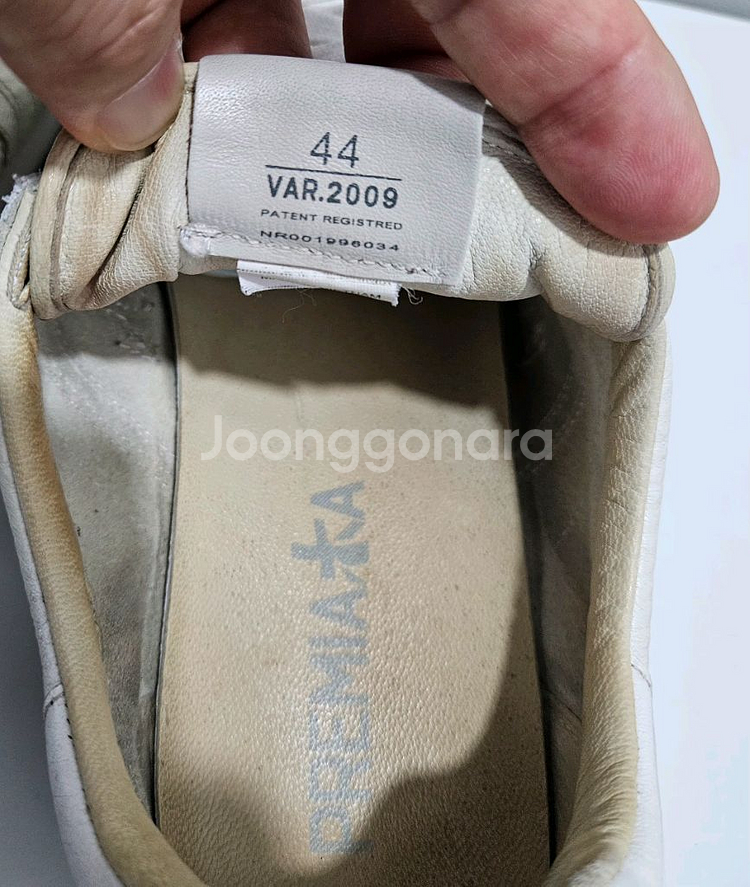 프리미아타 흰색 가죽 스니커즈 44사이즈(280)--6