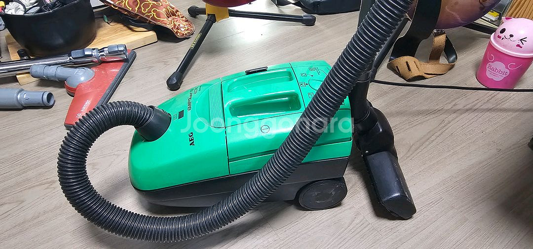 AEG 유선 진공청소기--0