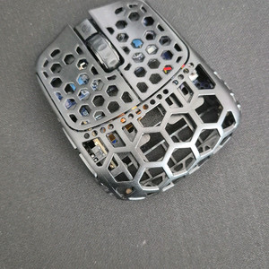 지울브스 g-wolves Fenrir Asym 8K