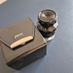 PEAK ZOOM 루프 8배 줌렌즈