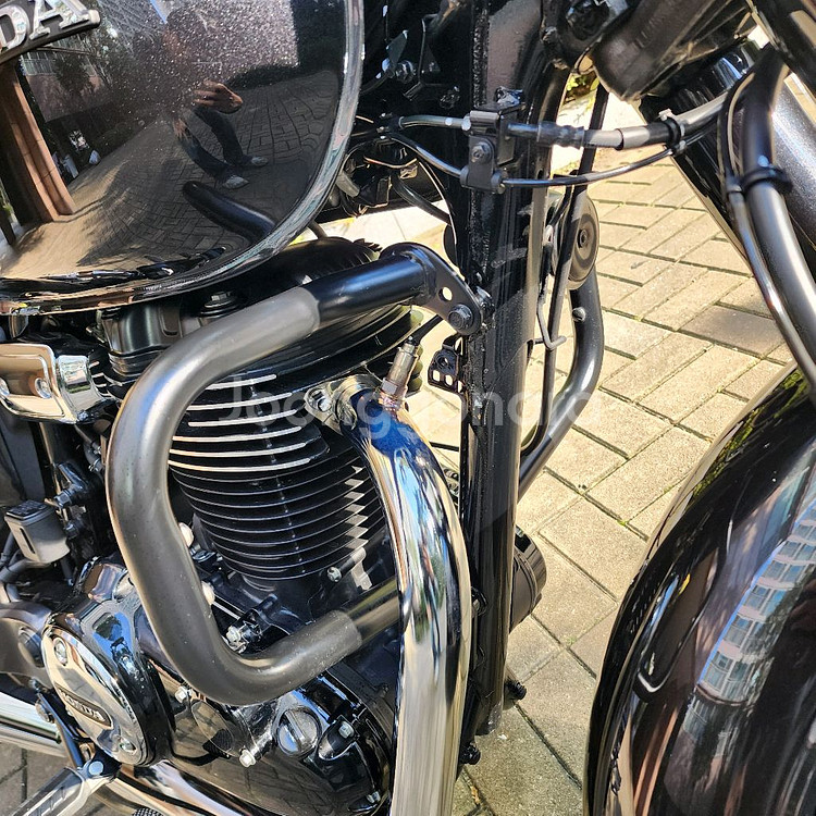 혼다 GB350C 25년식 블랙 바이크 오토바이 판매--5