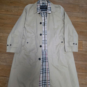 버버리X고샤루브친스키 카코트