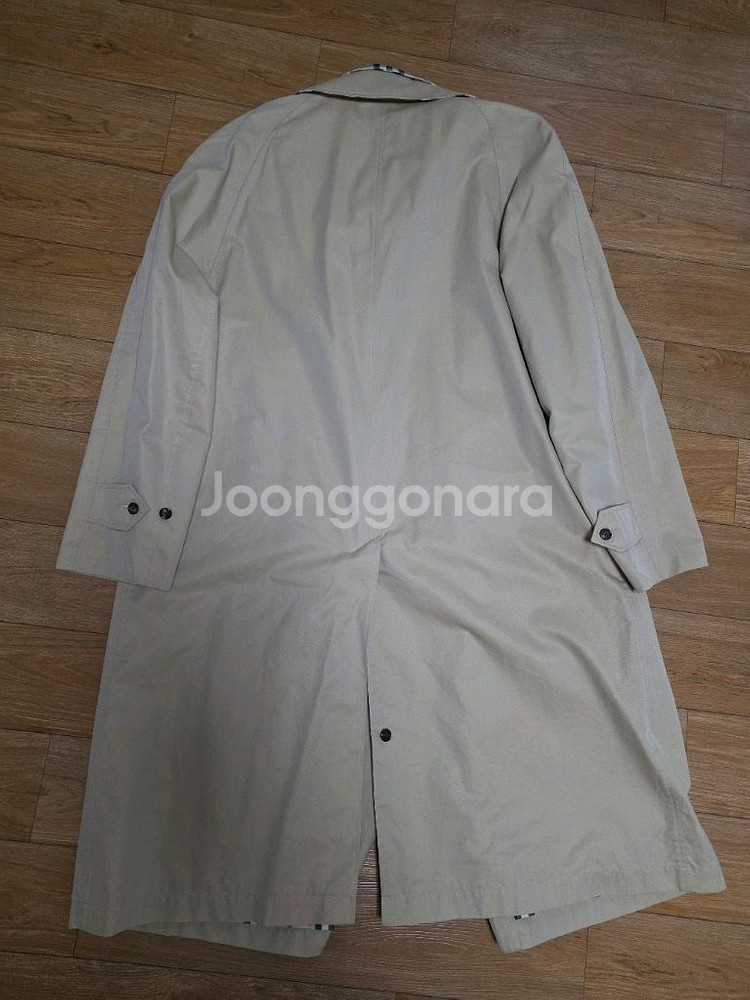 버버리X고샤루브친스키 카코트--1