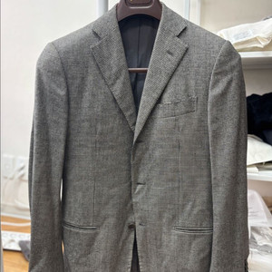 사르토리오 바이 키톤 하운드투스 자켓