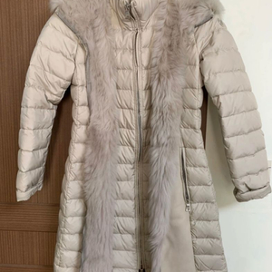 여성 롱패딩 팝니다.