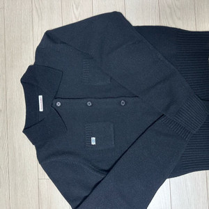 투머치토커 클래식카라가디건