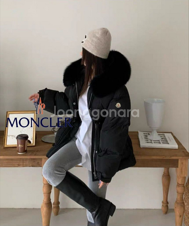 몽클** 퍼 후드 패딩--0