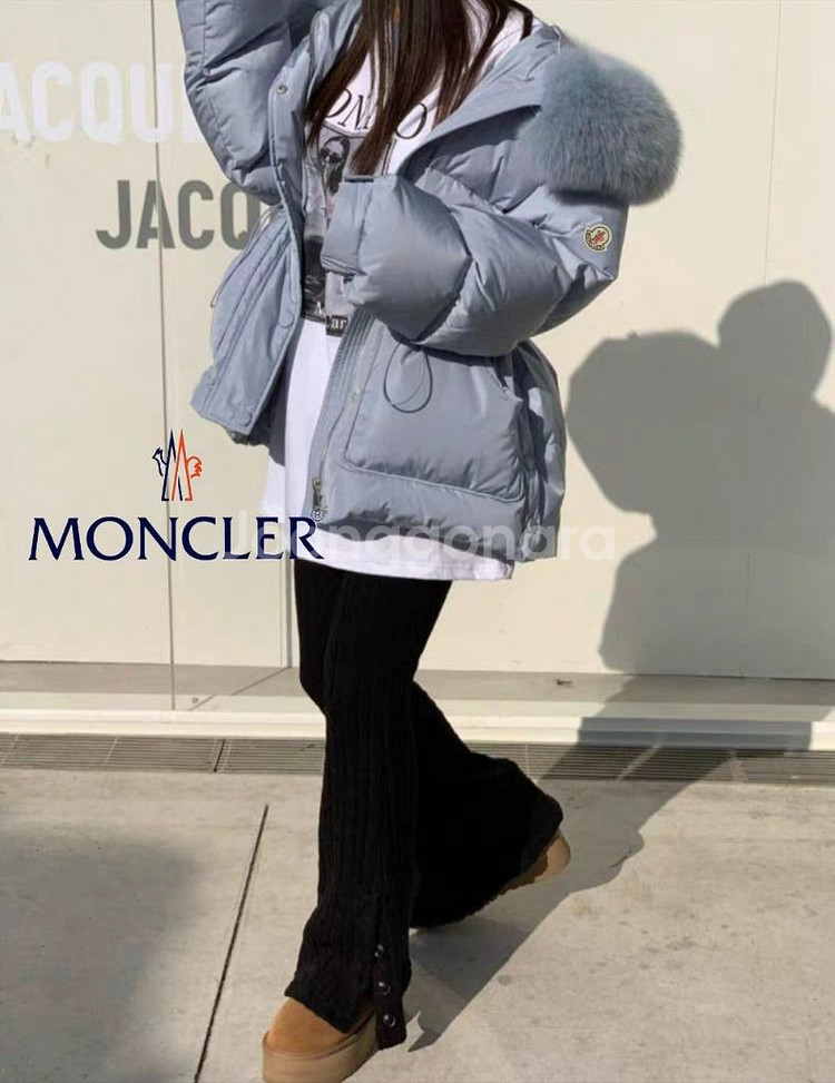 몽클** 퍼 후드 패딩--2