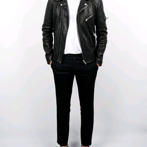 뮤즈룸 남자 라이더 가죽자켓 44사이즈 (95,슬림10