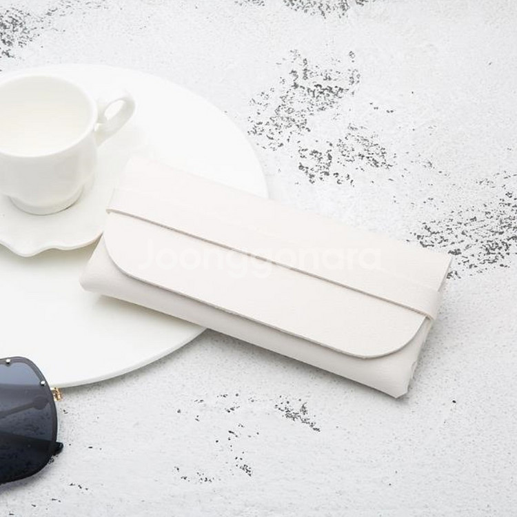 [새상품] 돋보기 안경 저렴하게 팝니다. 50개 개당1만원--2