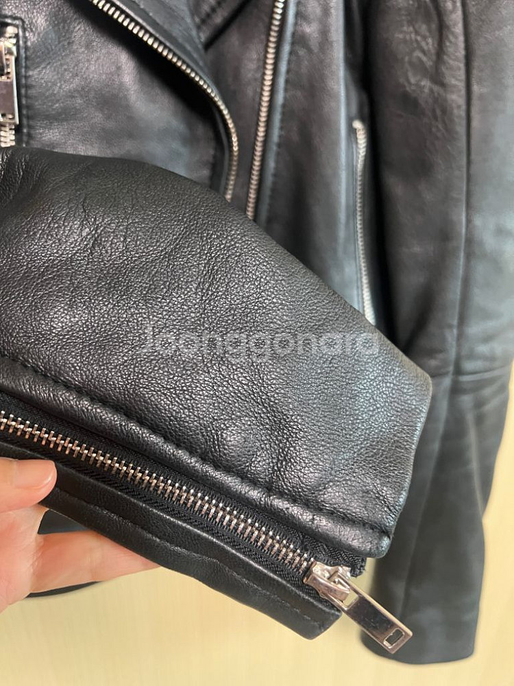 자라 여자 레더자켓--6