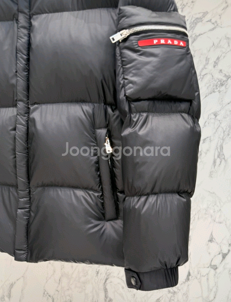 프라다 구스 패딩 택달린 새상품--4