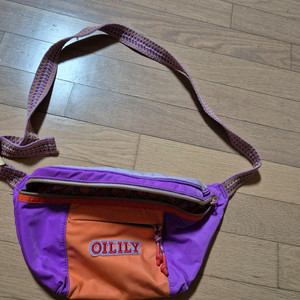 오일릴리 슬링백/ 크로스백