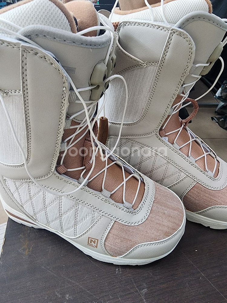 나이트로 플로라 보드부츠 245--3