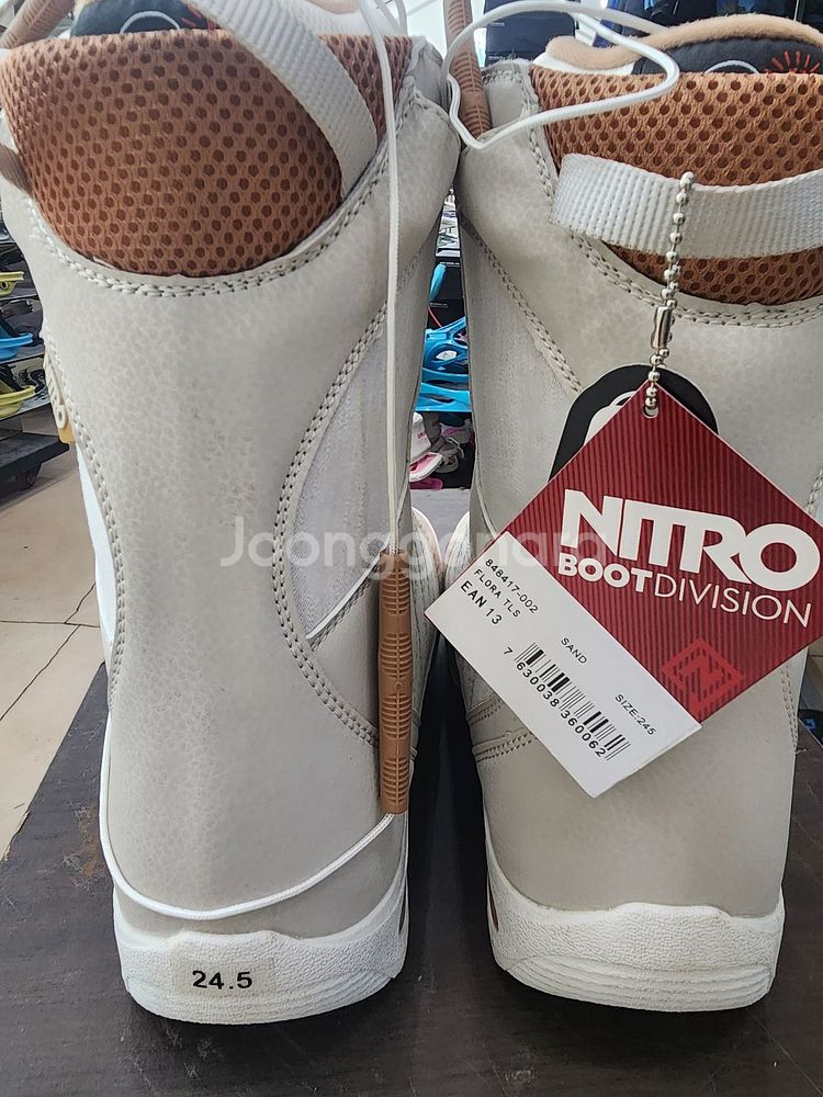 나이트로 플로라 보드부츠 245--2