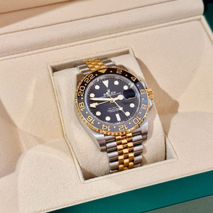 롤렉스 GMT 꿀벌 판매합니다