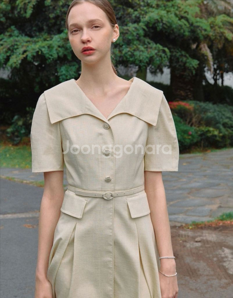 이나연 온앤온 원피스 새상품 미개봉--2